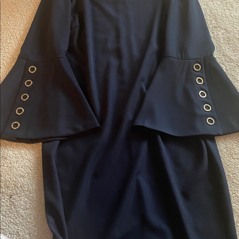 Carmen Marc Valvo dark blue size 4 grommets on sleeves dress - Picture 7 of 7